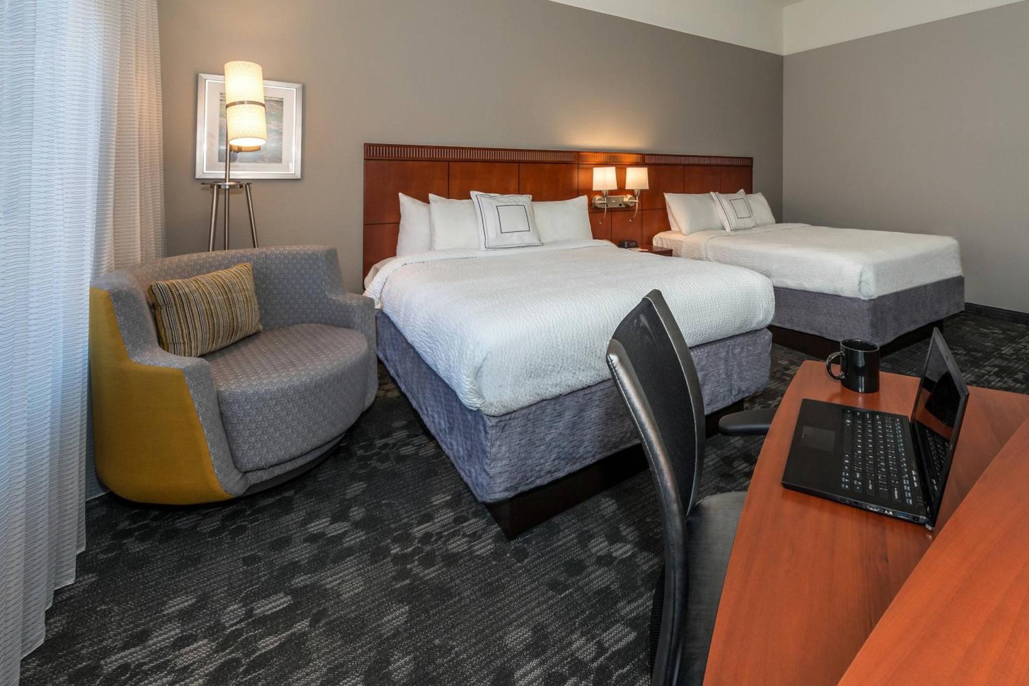 Courtyard By Marriott Panama City Exterior foto
