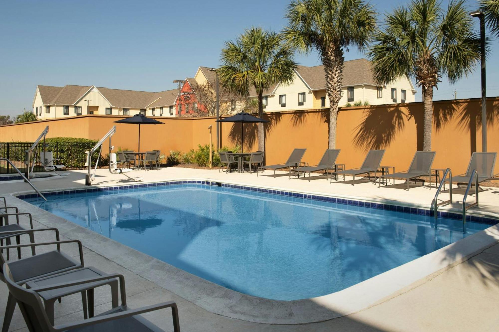 Courtyard By Marriott Panama City Exterior foto